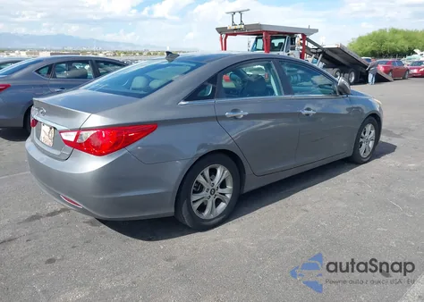 2013 Hyundai Sonata Limited из США, поврежденный, VIN 5NPEC4AC4DH570332